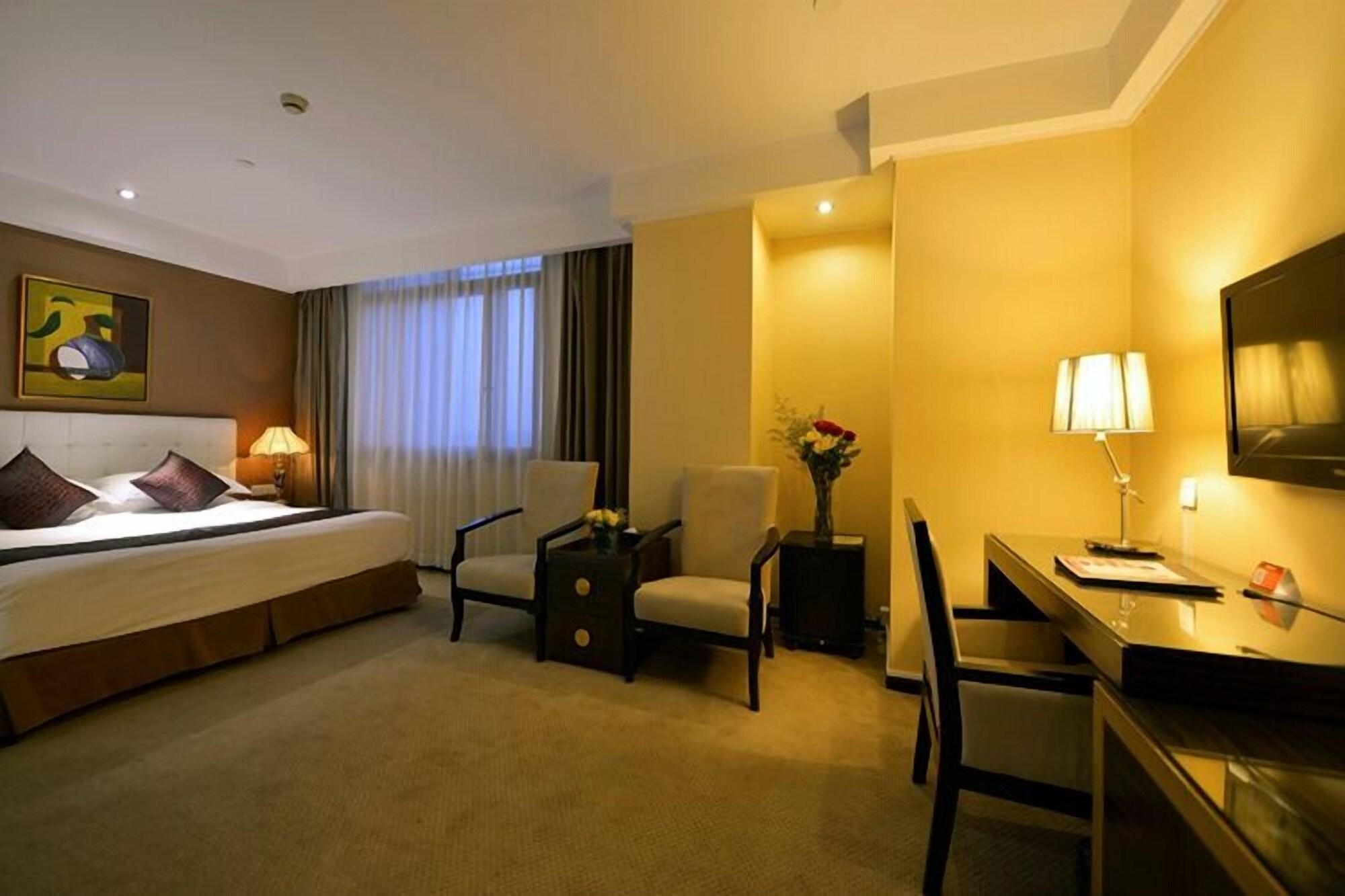 Kingtown Hotel Hongmei 上海市 エクステリア 写真